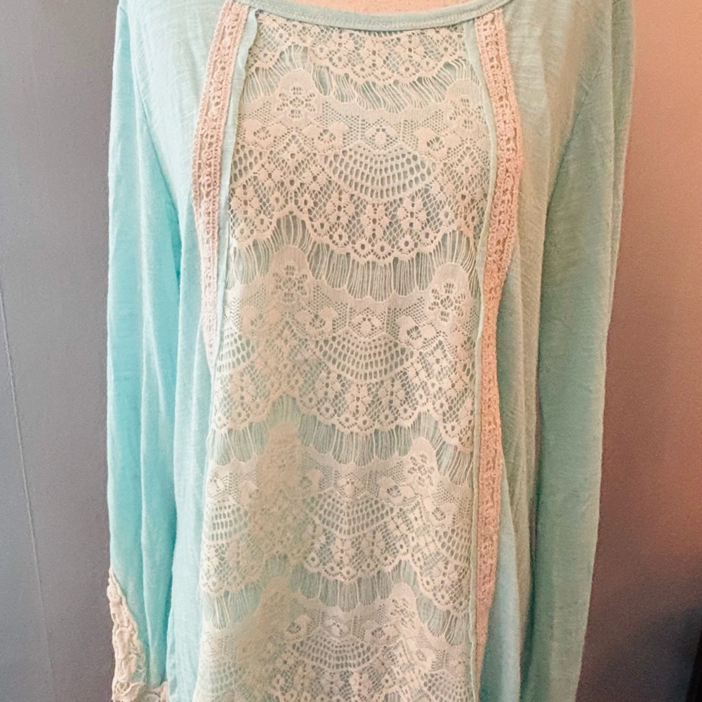 Jolt Aqua Lace Detail Top